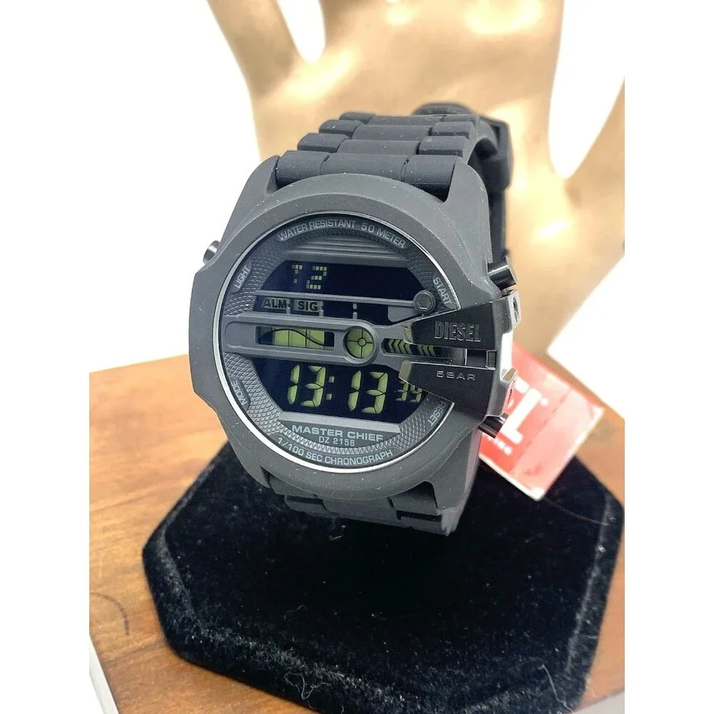 Diesel Men's Watch DZ2158 Master Chief Quartz Black Dial Quartz Rubber Band 44mm
